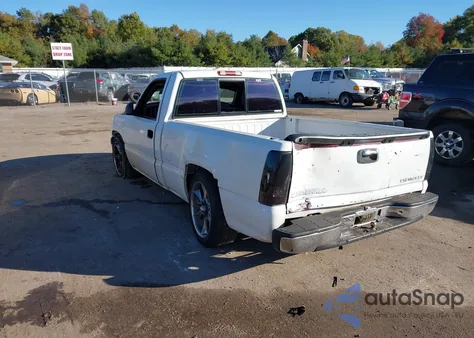 1999 Chevrolet Silverado 1500 из США, поврежденный, VIN 1GCEC14V7XZ162769